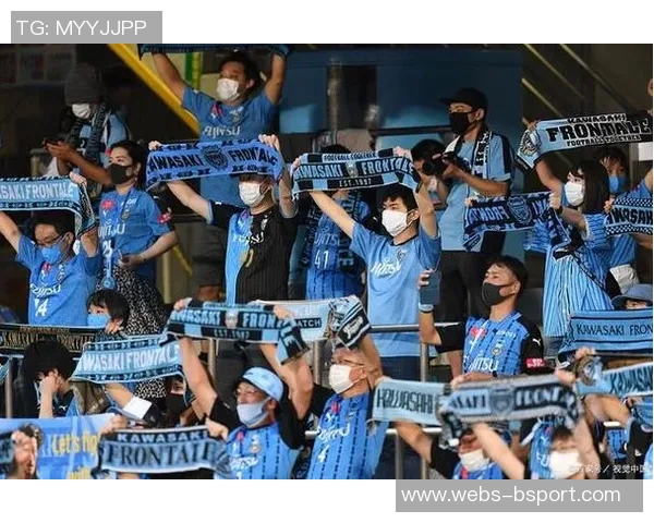 山形山神与德岛旋涡的激烈对决展现足球魅力与团队精神 山形山神与德岛旋涡的激烈对决展现足球魅力与团队精神