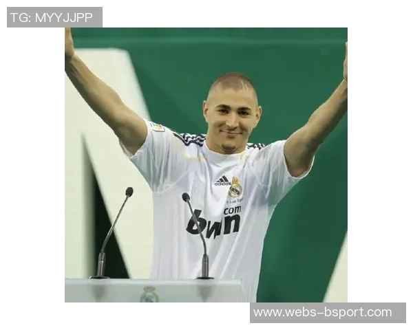 本泽马:从金球奖得主到足球传奇的辉煌旅程与未来展望 本泽马:从金球奖得主到足球传奇的辉煌旅程与未来展望